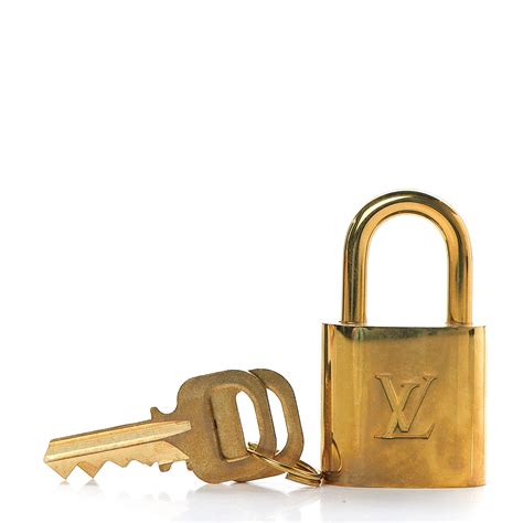 louis vuitton padlock size.